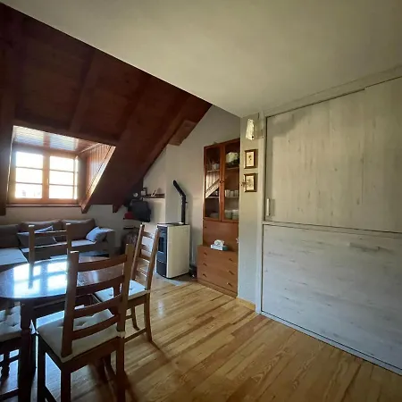 Bpirineos-tuca Dalliu Apartamento *